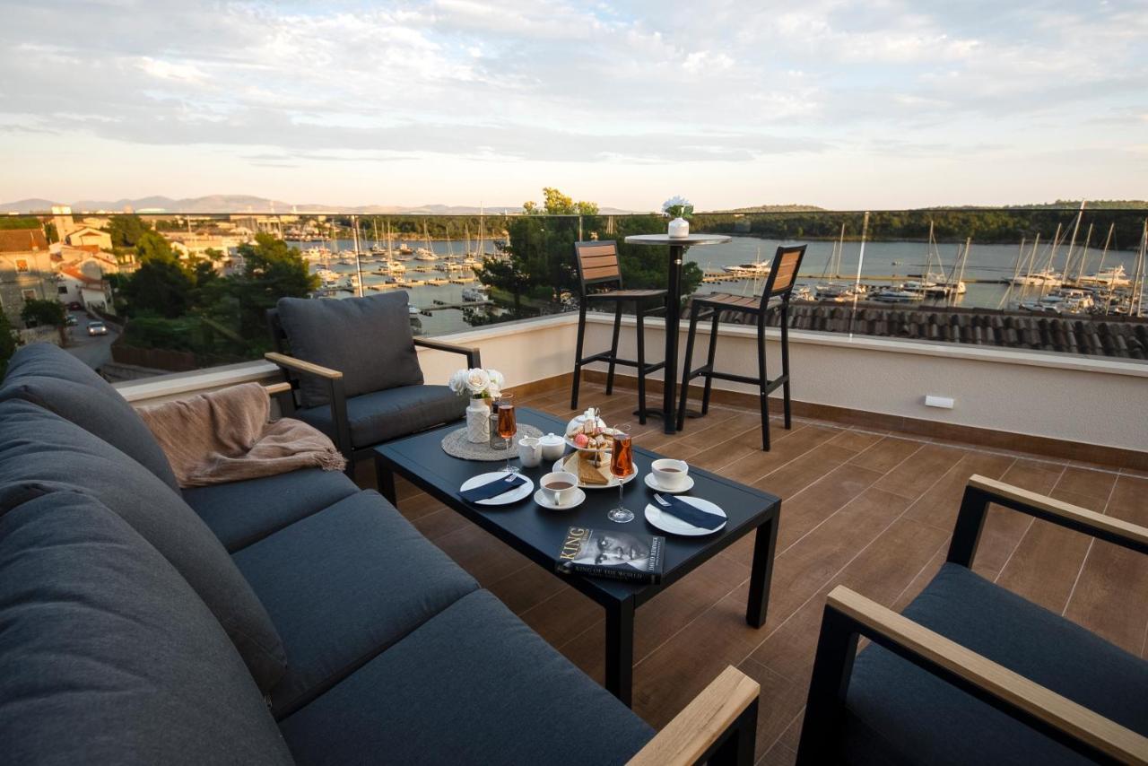 Luxury Apartment Vista Del Sole 시베니크 외부 사진