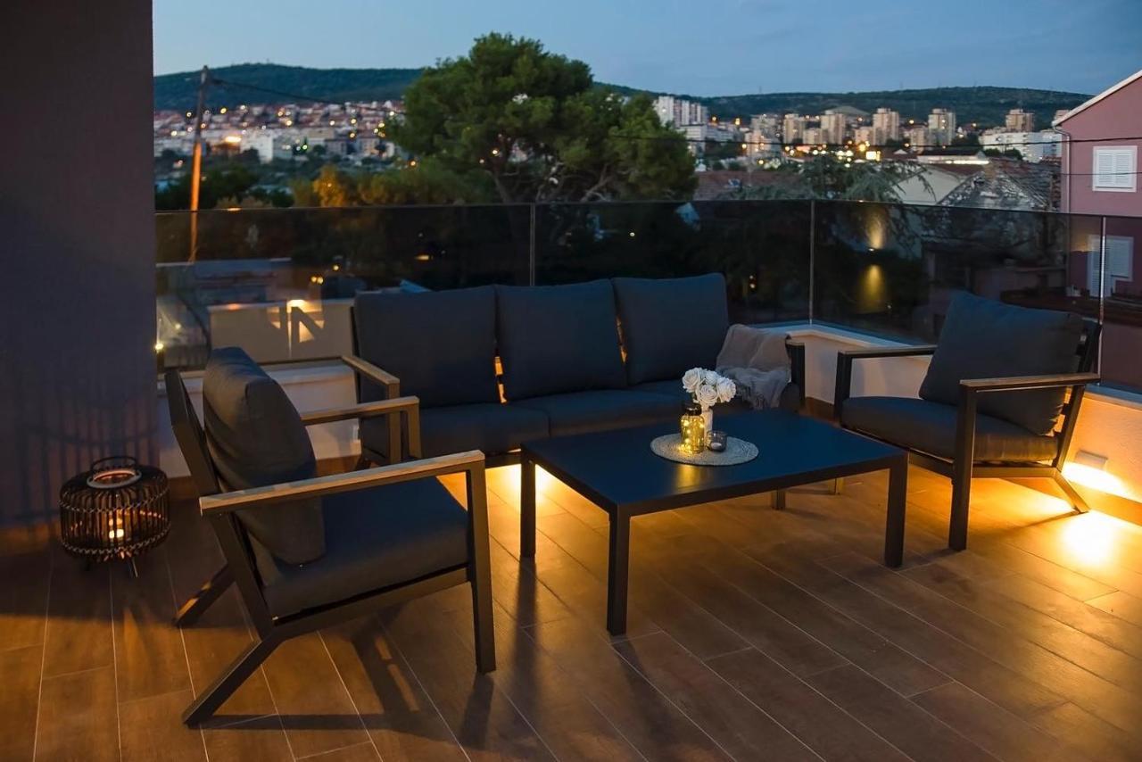 Luxury Apartment Vista Del Sole 시베니크 외부 사진